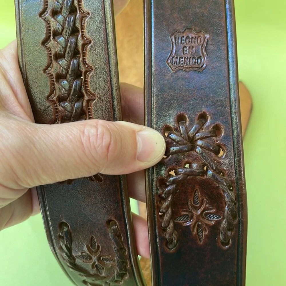New dark brown tool made in Mexico leather belt